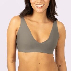 NWT 2 pack Parade Support Lift Plunge Bralette size +1 30-32 D-DDD stretchy